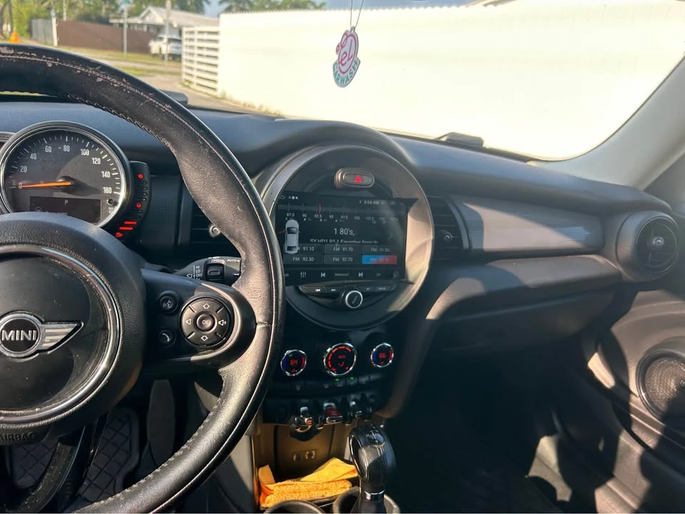 2015 Mini Mini 3rd Gen - Image 5 of 7