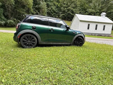 2015 MINI Hardtop 2 Door Cooper S Classic Hatchback 2D