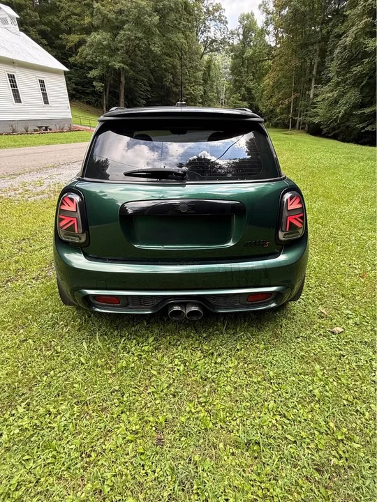 2015 Mini Mini 3rd Gen - Image 2 of 9