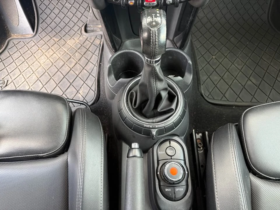 2015 Mini Mini Cooper S 3rd Gen - Image 14 of 18