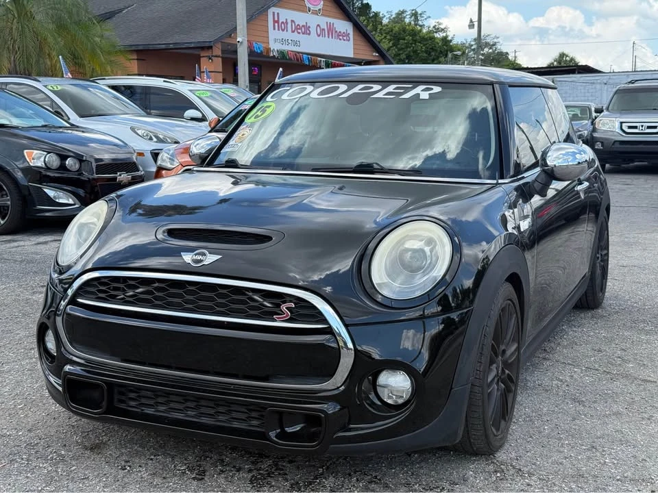 2015 Mini Mini Cooper S 3rd Gen - Image 2 of 18