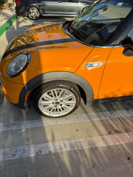 2015 Mini Mini 3rd Gen - Image 4 of 10