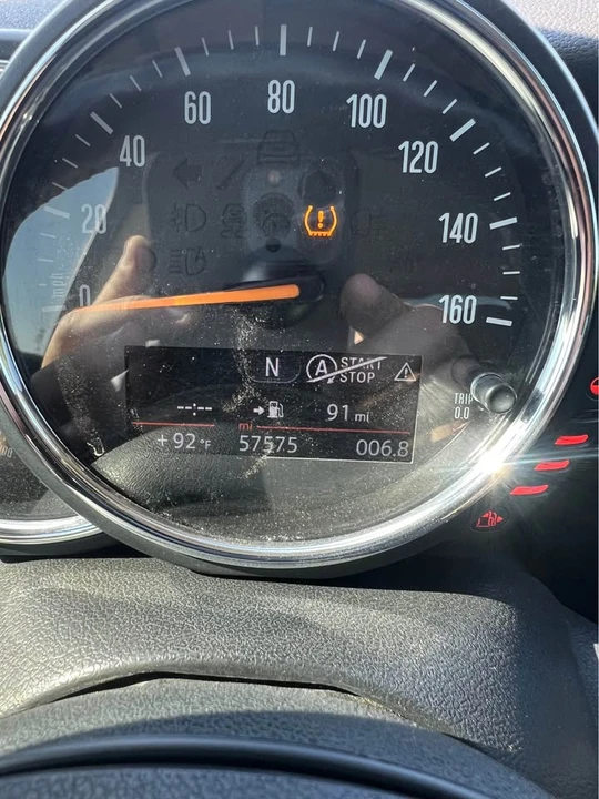 2015 Mini Mini 3rd Gen - Image 8 of 12