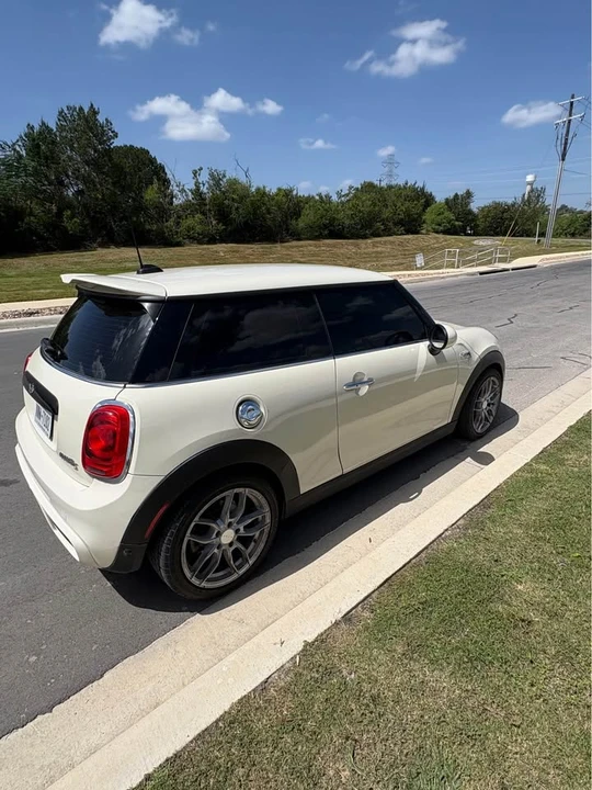 2015 Mini Mini 3rd Gen - Image 3 of 7