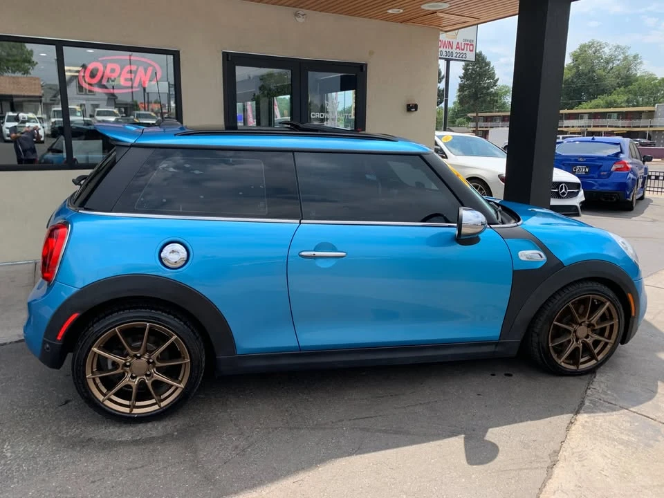 2015 Mini Mini 3rd Gen - Image 2 of 20