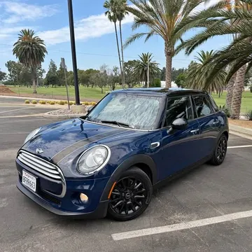 2015 MINI Hardtop 4 Door Cooper Classic Hatchback 4D