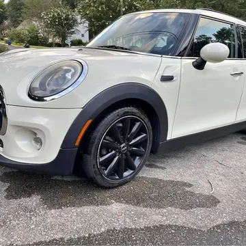 2015 MINI Hardtop 4 Door Cooper Hatchback 4D