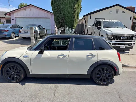 2015 MINI Hardtop 4 Door Cooper S Hatchback 4D