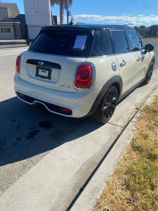 2015 Mini Mini 3rd Gen - Image 3 of 9