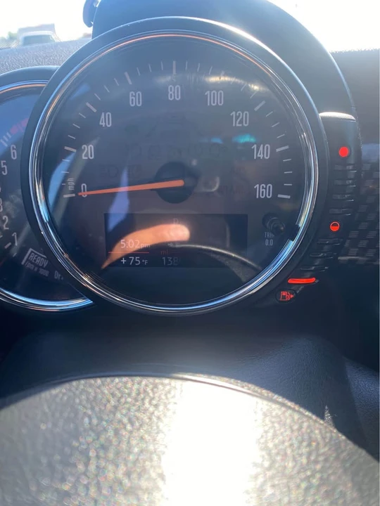 2015 Mini Mini 3rd Gen - Image 9 of 9