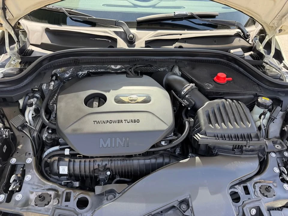 2015 Mini Mini 3rd Gen - Image 7 of 9