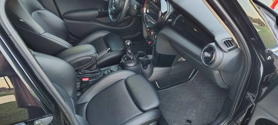 2015 Mini Mini 3rd Gen - Image 3 of 14
