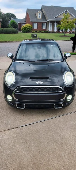 2015 Mini Mini 3rd Gen - Image 2 of 4