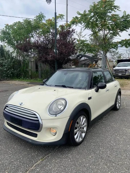 2015 Mini Mini 3rd Gen - Image 2 of 20