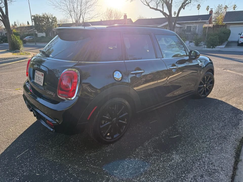 2015 Mini Mini 3rd Gen - Image 3 of 8