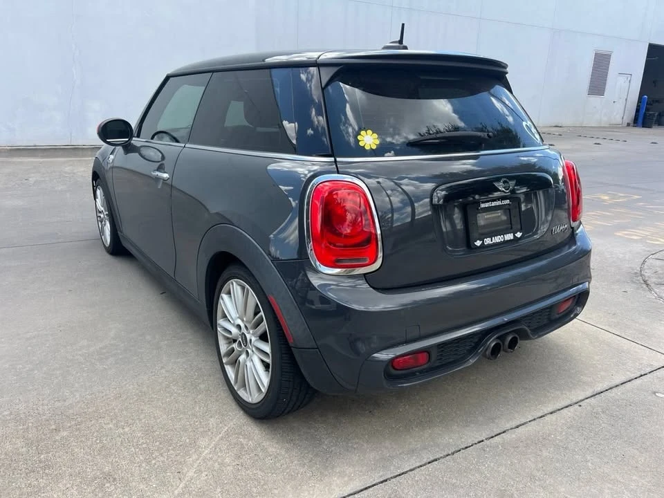 2015 Mini Mini 2nd Gen - Image 2 of 5
