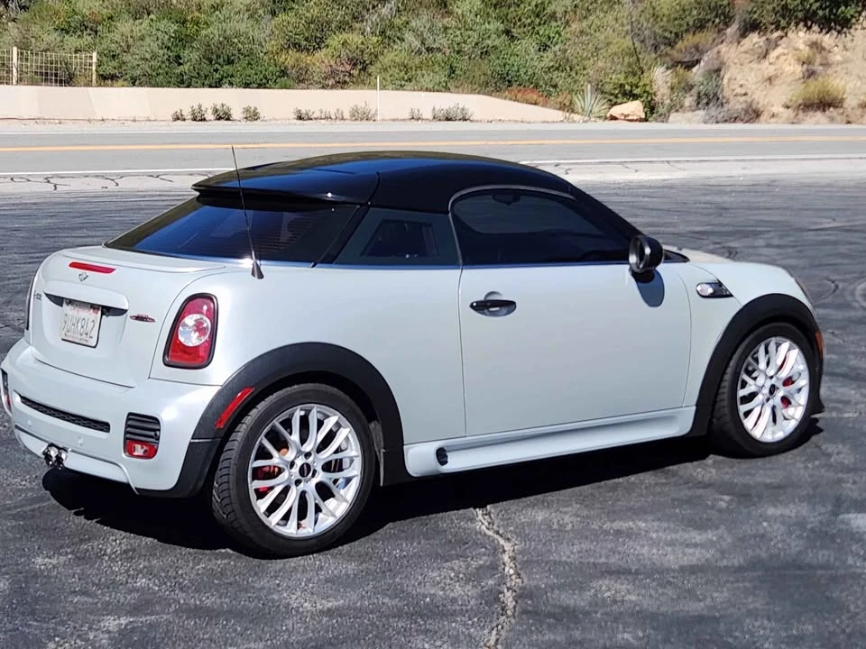 2015 Mini Coupe & Roadster - Image 12 of 14
