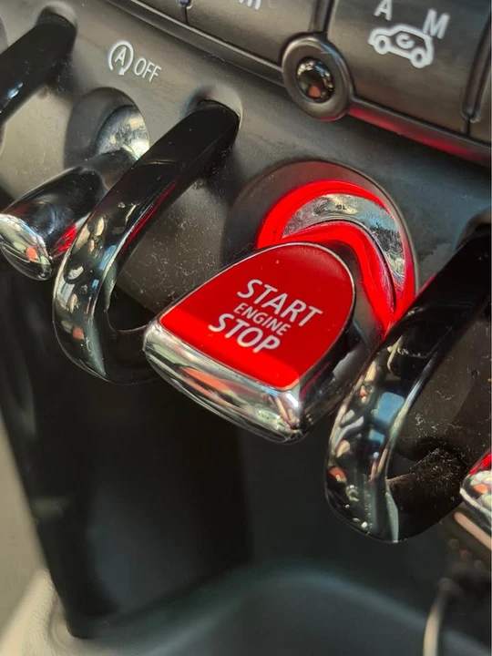 2015 Mini Mini John Cooper Works 2nd Gen - Image 16 of 20