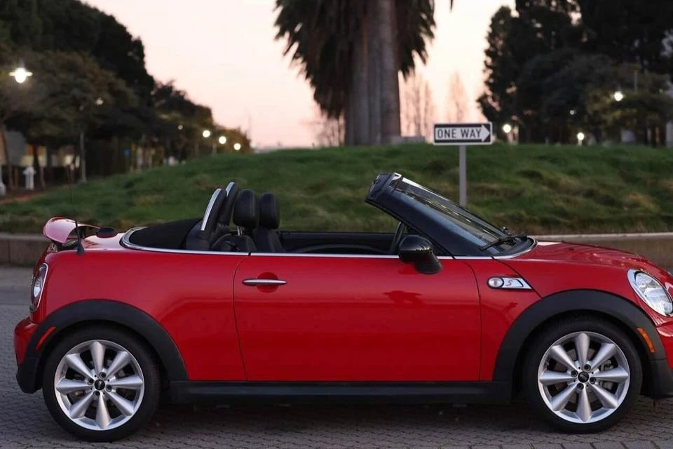 2015 Mini Coupe & Roadster - Image 6 of 8