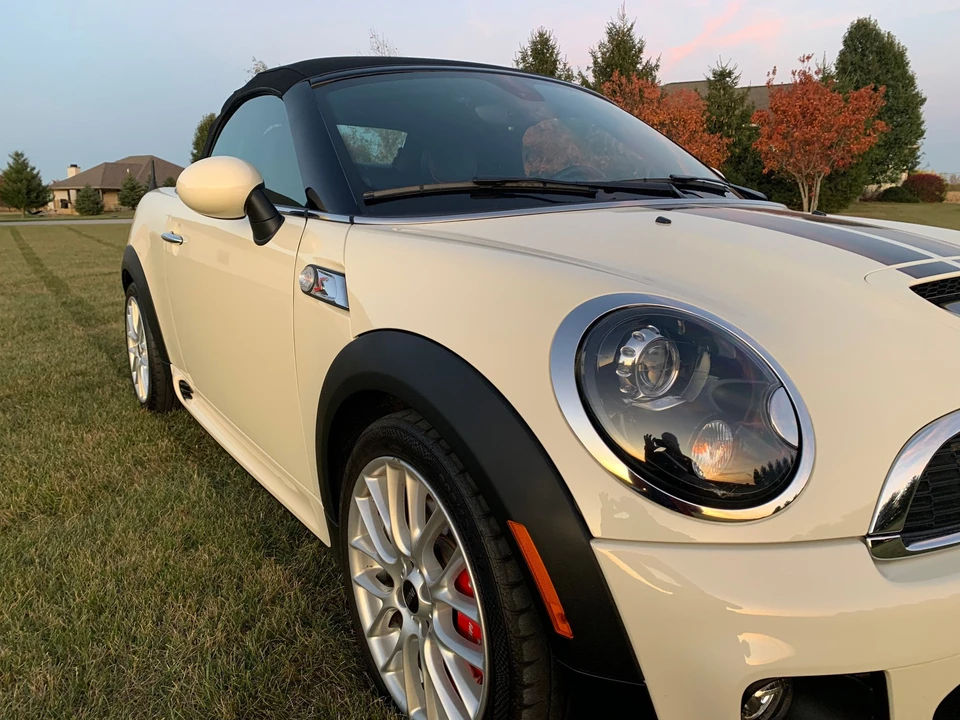 2015 Mini Coupe & Roadster - Image 3 of 12