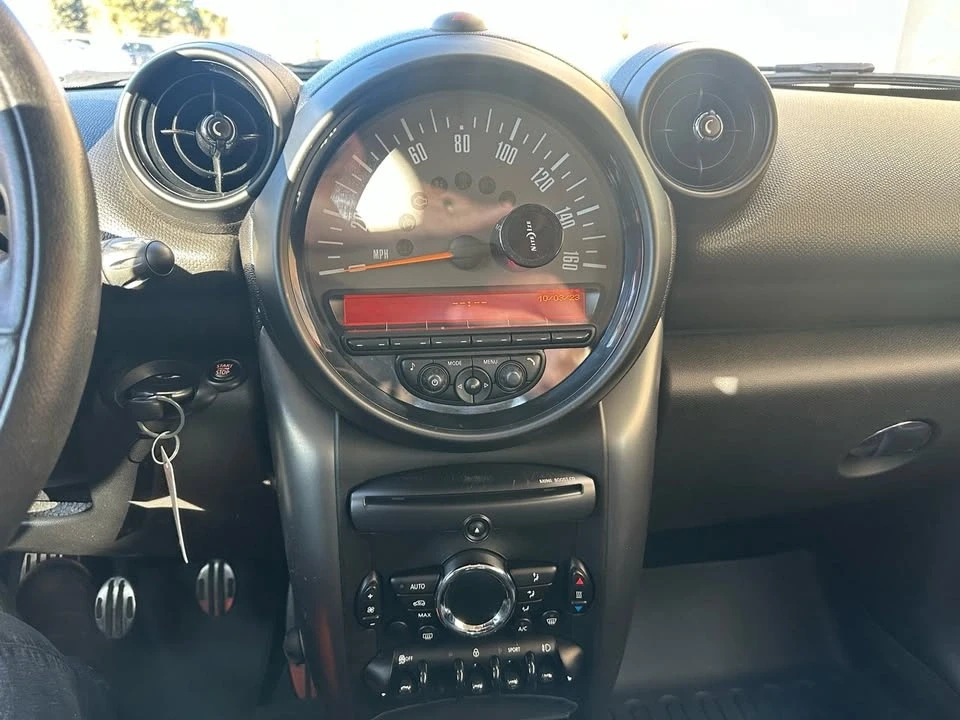 2015 Mini Countryman 1st Gen - Image 12 of 17