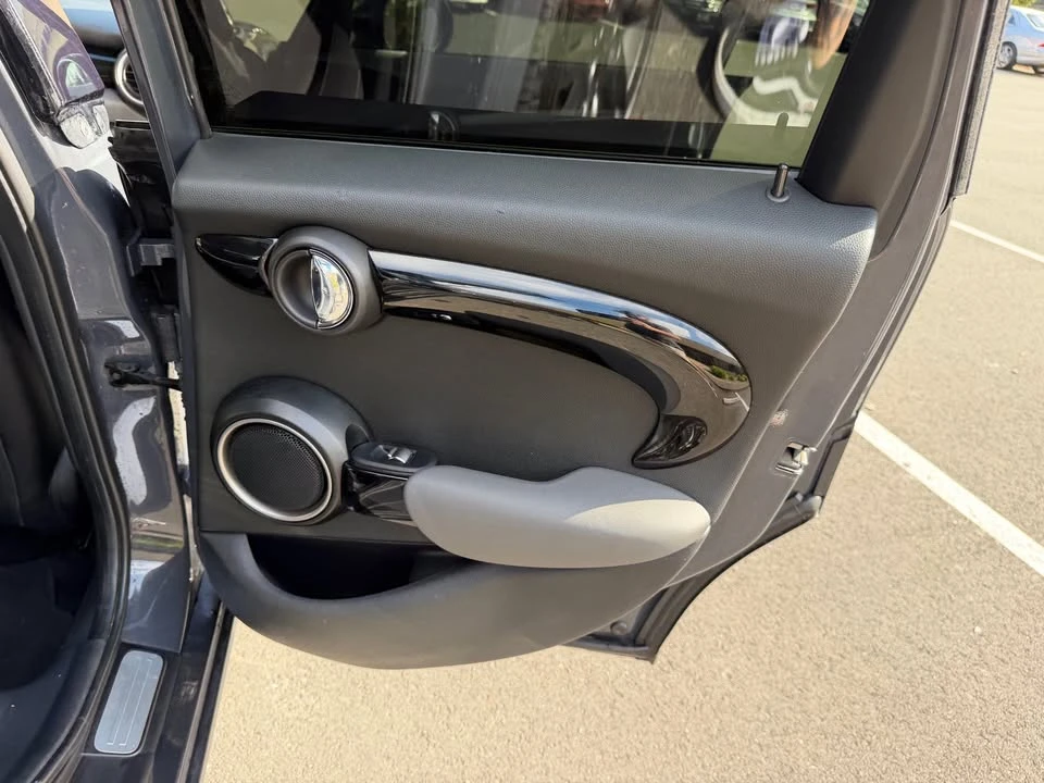 2015 Mini Mini Cooper S 3rd Gen - Image 19 of 19