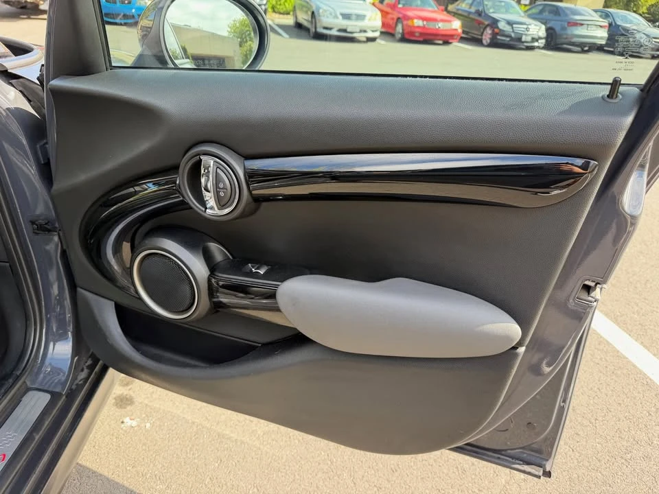 2015 Mini Mini Cooper S 3rd Gen - Image 18 of 19