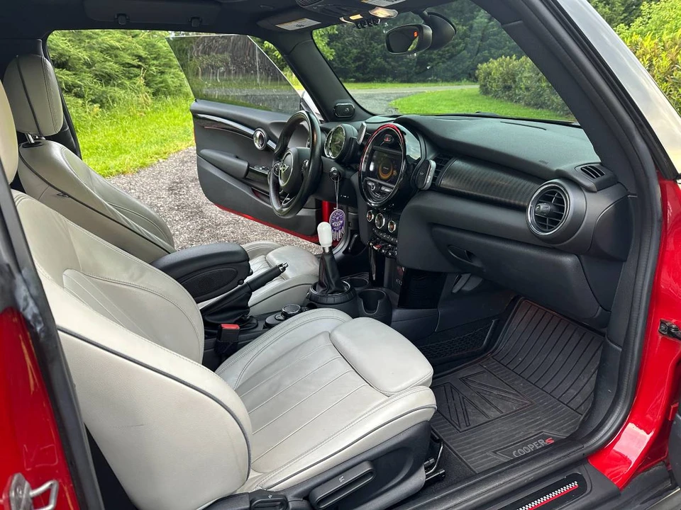 2015 Mini Mini Cooper S 3rd Gen - Image 6 of 17