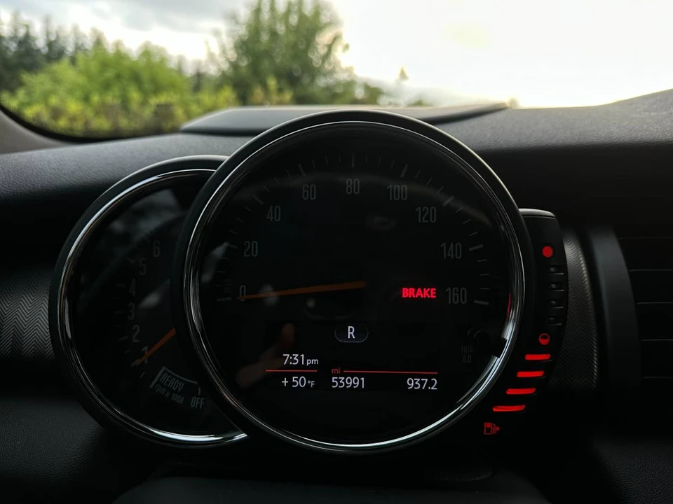 2015 Mini Mini Cooper S 3rd Gen - Image 11 of 17