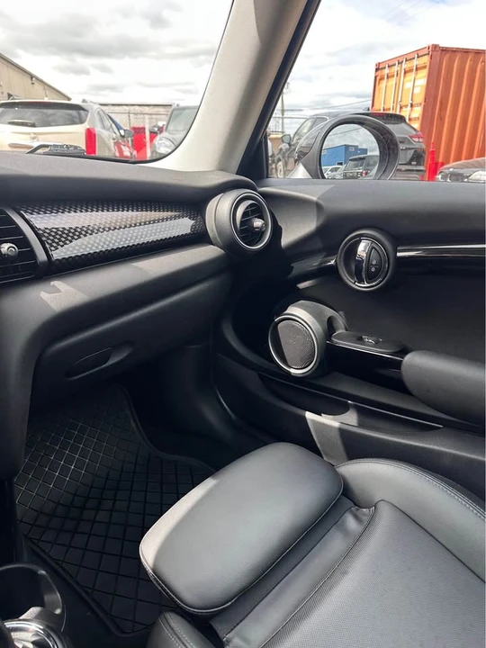 2015 Mini Mini 3rd Gen - Image 10 of 10