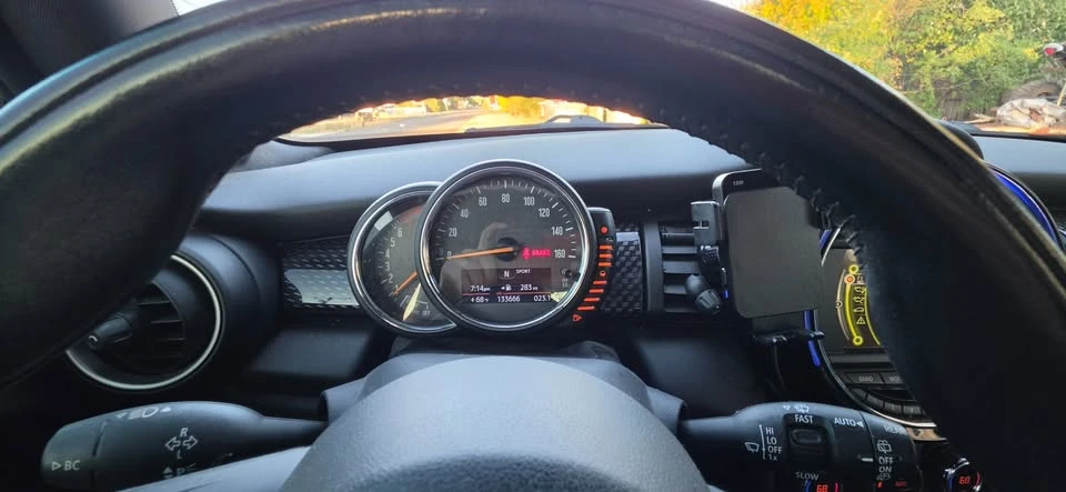 2015 Mini Mini 3rd Gen - Image 6 of 9