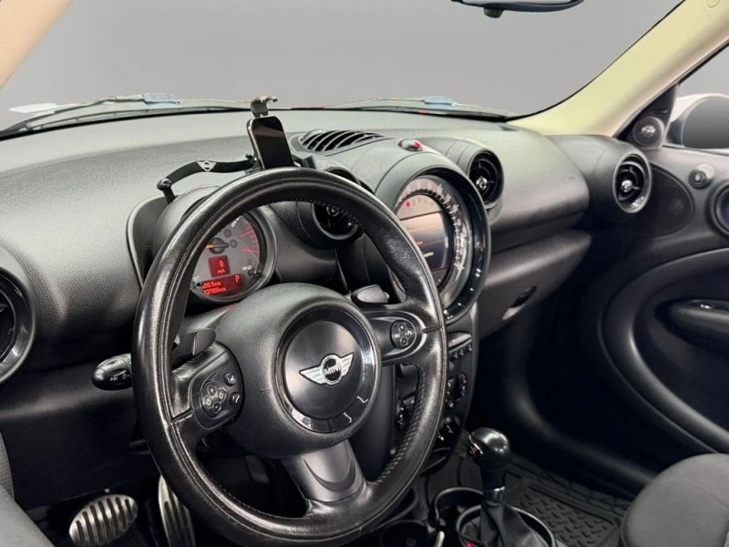 2015 Mini Countryman 1st Gen - Image 12 of 16