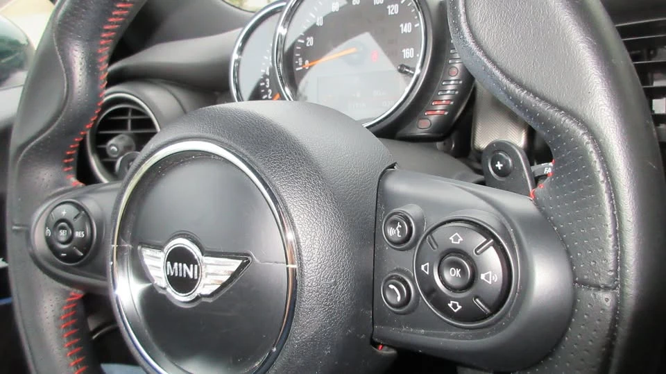 2015 Mini Mini Cooper S 3rd Gen - Image 17 of 20