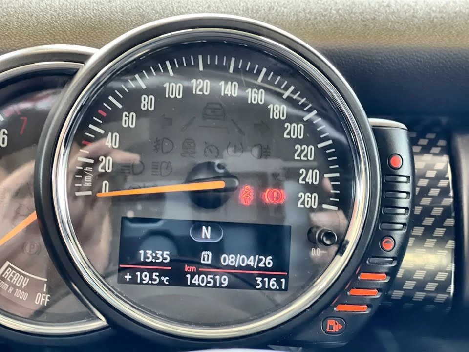 2015 Mini Mini 3rd Gen - Image 4 of 12