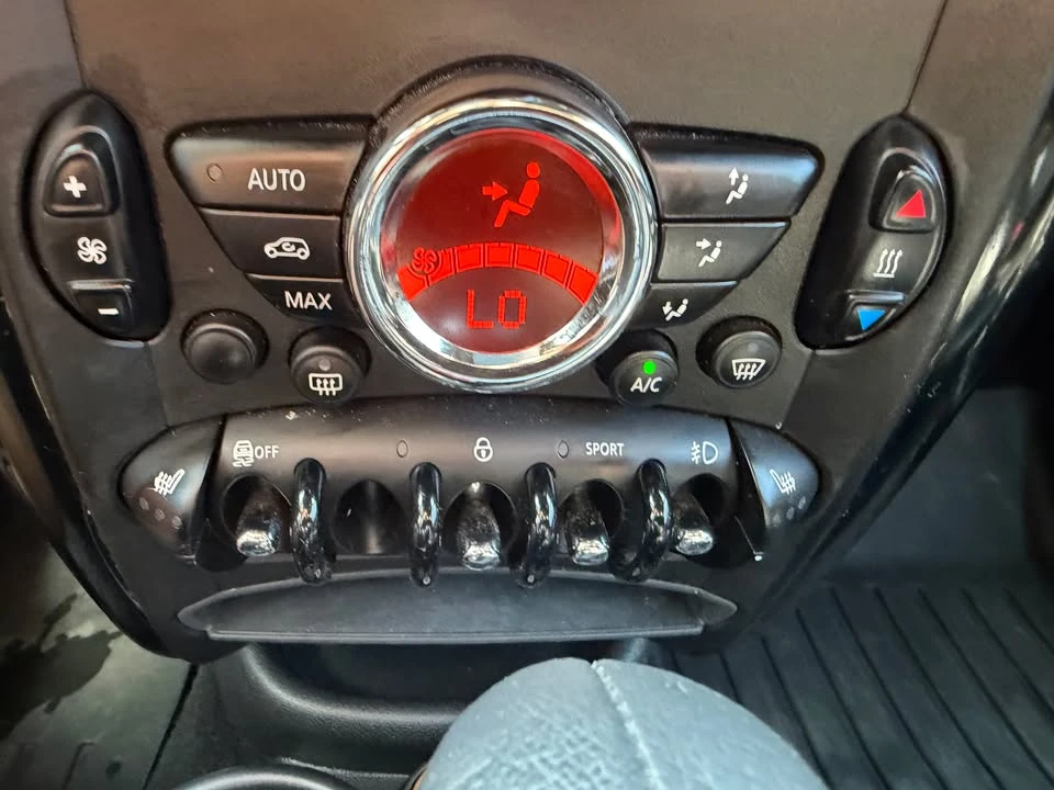 2015 Mini Paceman - Image 13 of 15
