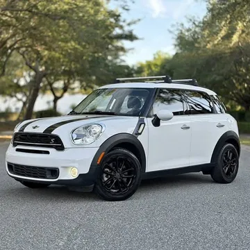 2015 MINI Countryman S