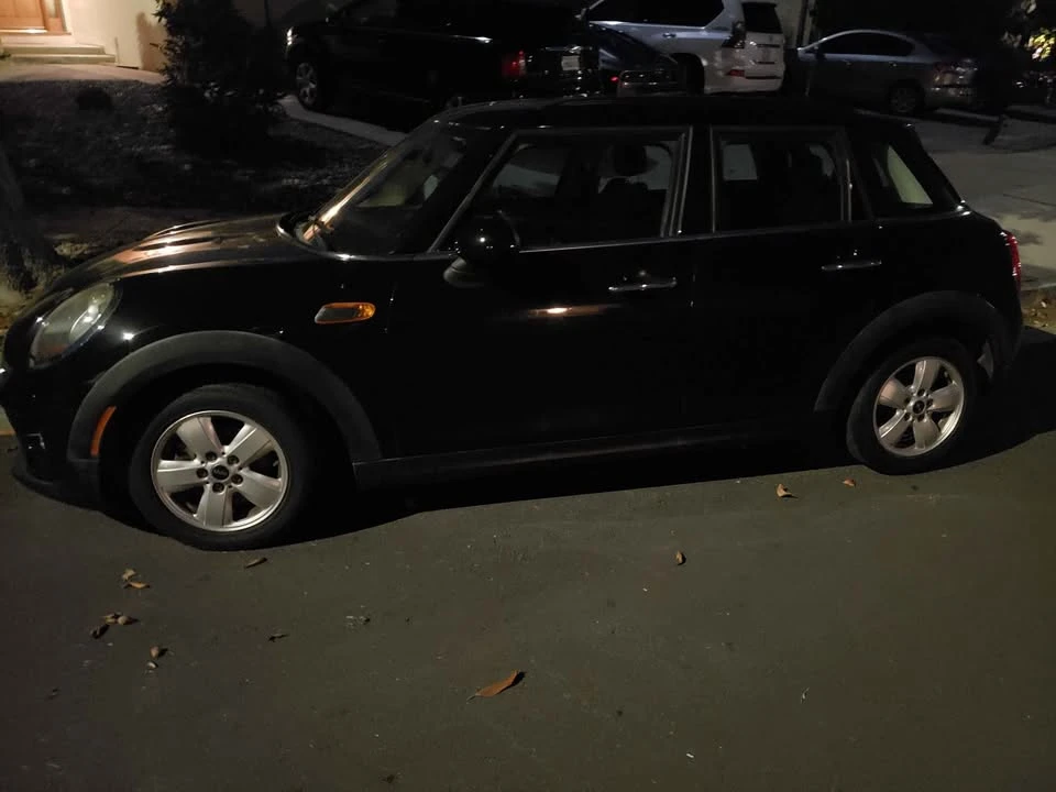2015 Mini Mini 3rd Gen - Image 2 of 12