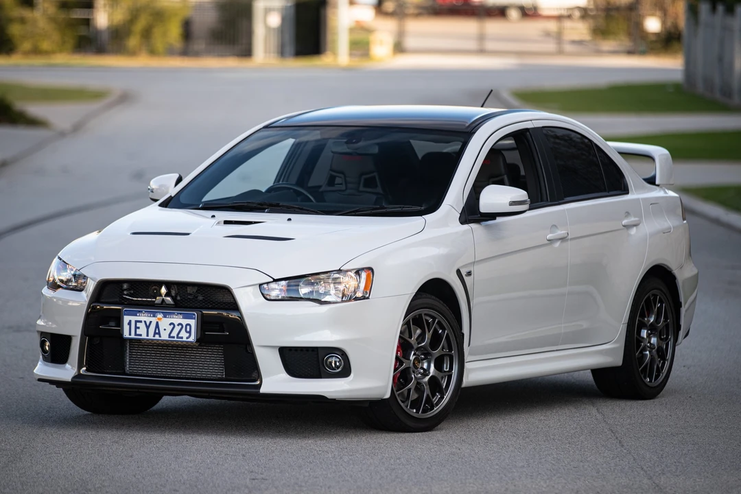 2015 Mitsubishi Lancer Evolution X 9th Gen - Image 11 of 31