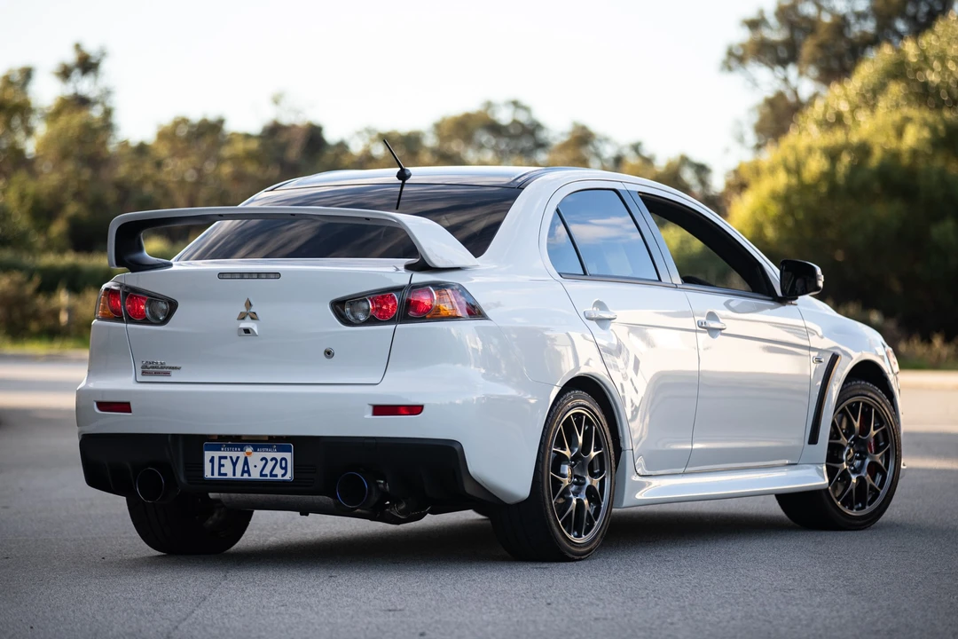 2015 Mitsubishi Lancer Evolution X 9th Gen - Image 12 of 31