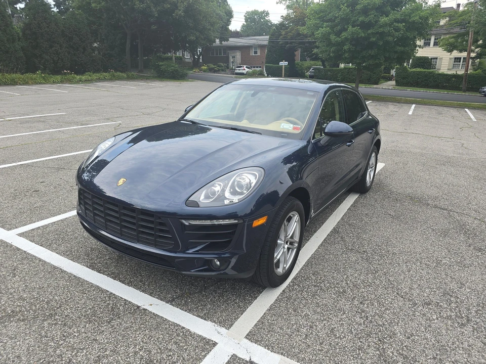 2015 Porsche Macan S - Image 16 of 18