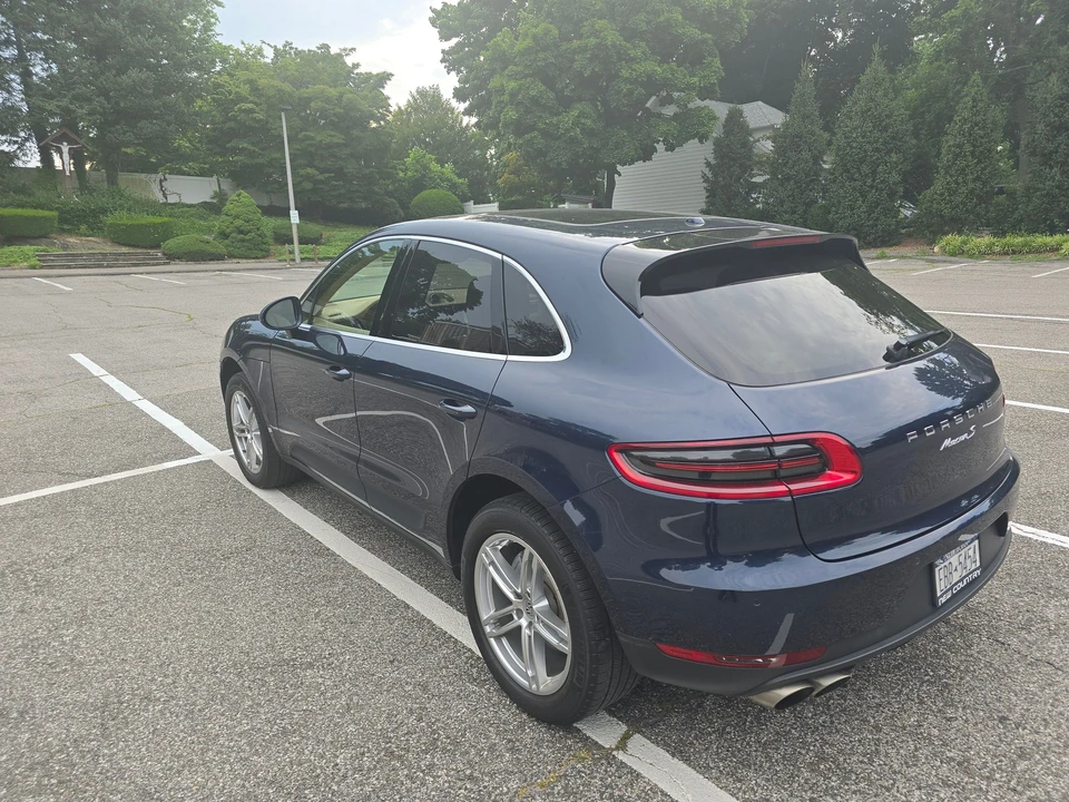 2015 Porsche Macan S - Image 13 of 18