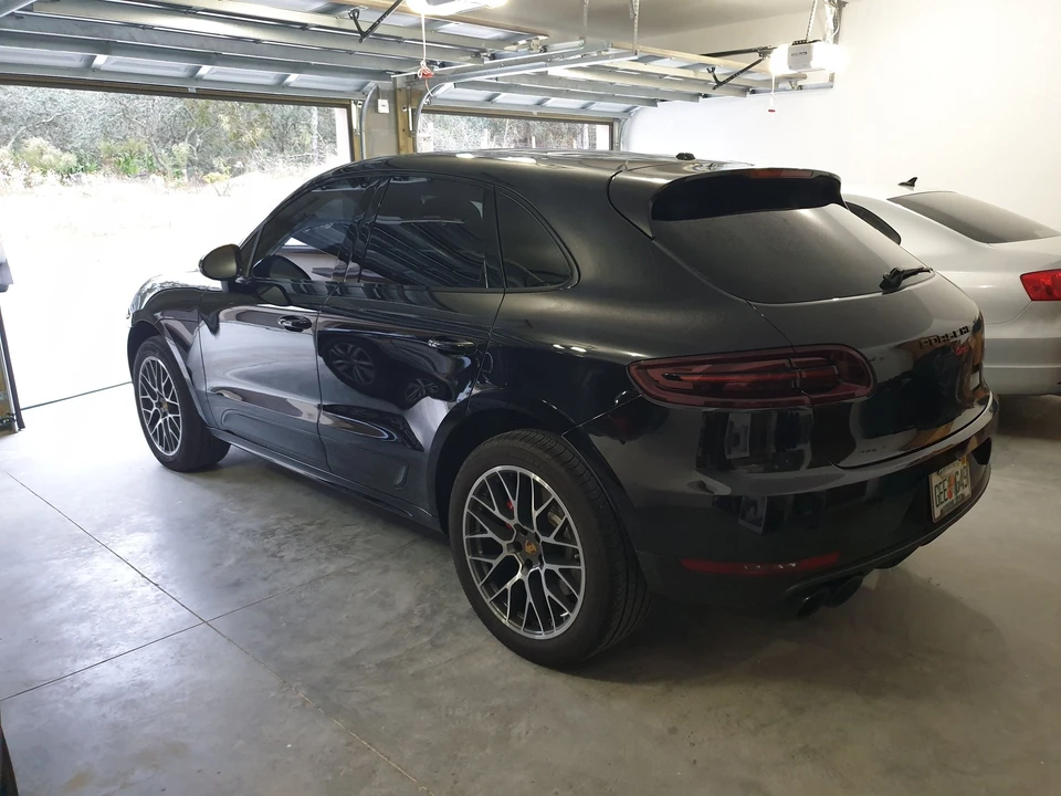 2015 Porsche Macan Turbo - Image 4 of 18