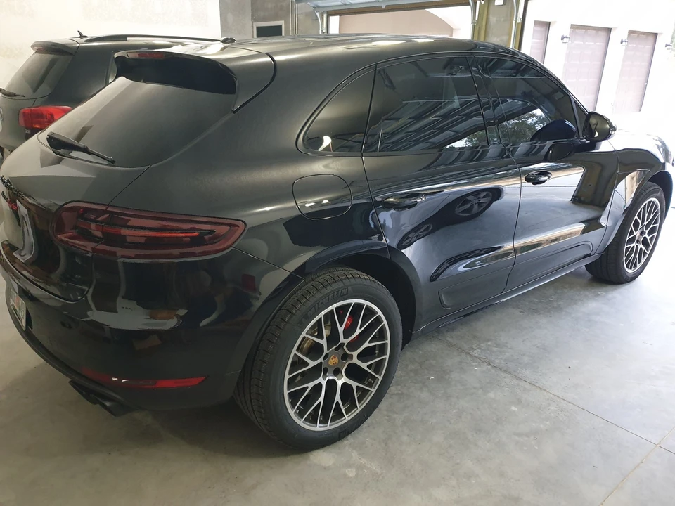 2015 Porsche Macan Turbo - Image 5 of 18