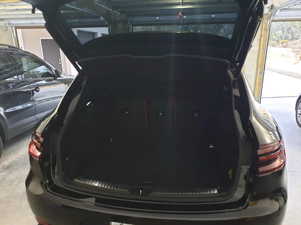 2015 Porsche Macan Turbo - Image 7 of 18