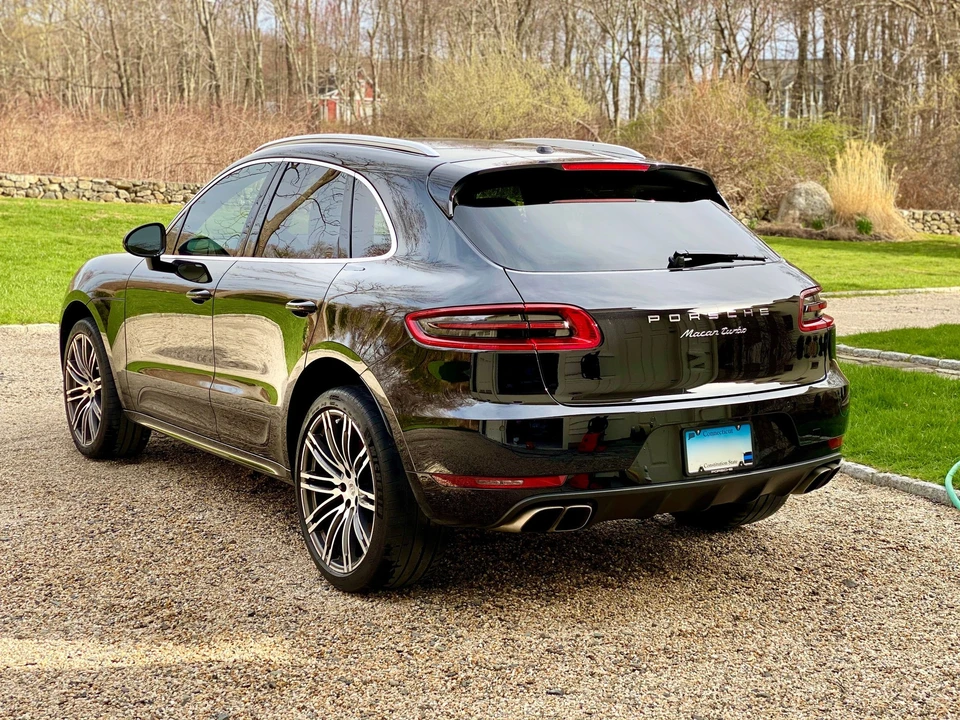 2015 Porsche Macan Turbo - Image 8 of 20