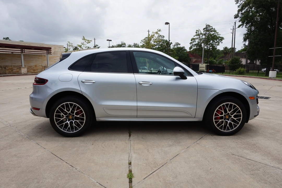 2015 Porsche Macan Turbo - Image 5 of 31