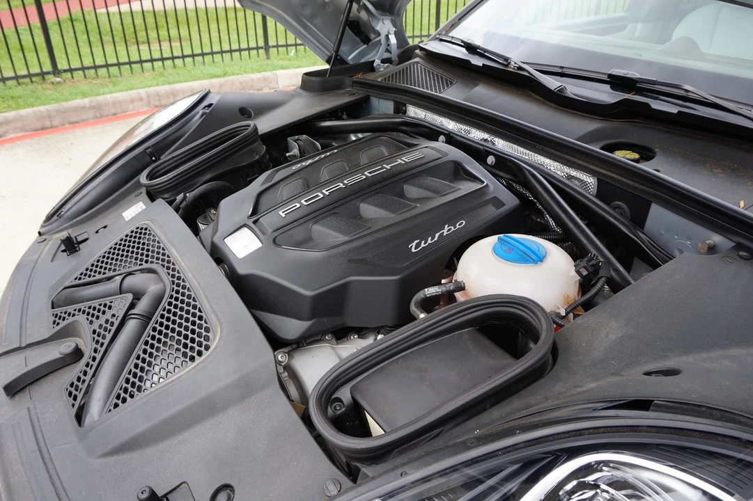 2015 Porsche Macan Turbo - Image 31 of 31