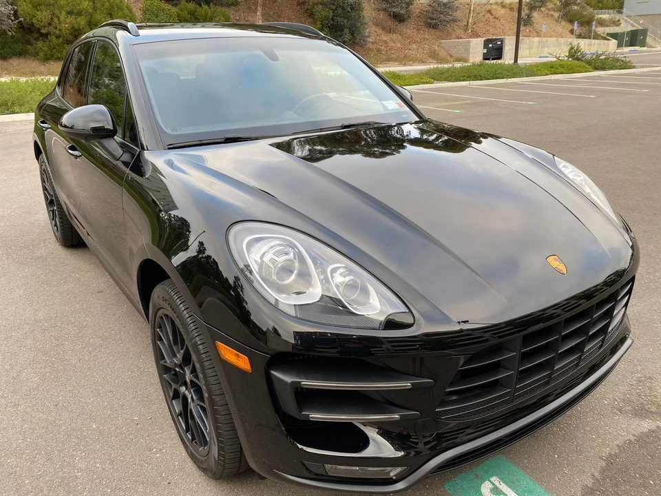 2015 Porsche Macan Turbo - Image 2 of 19