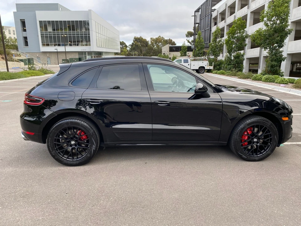 2015 Porsche Macan Turbo - Image 8 of 19