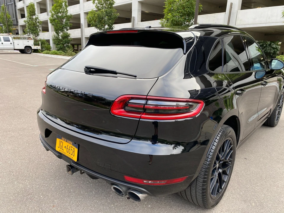 2015 Porsche Macan Turbo - Image 10 of 19